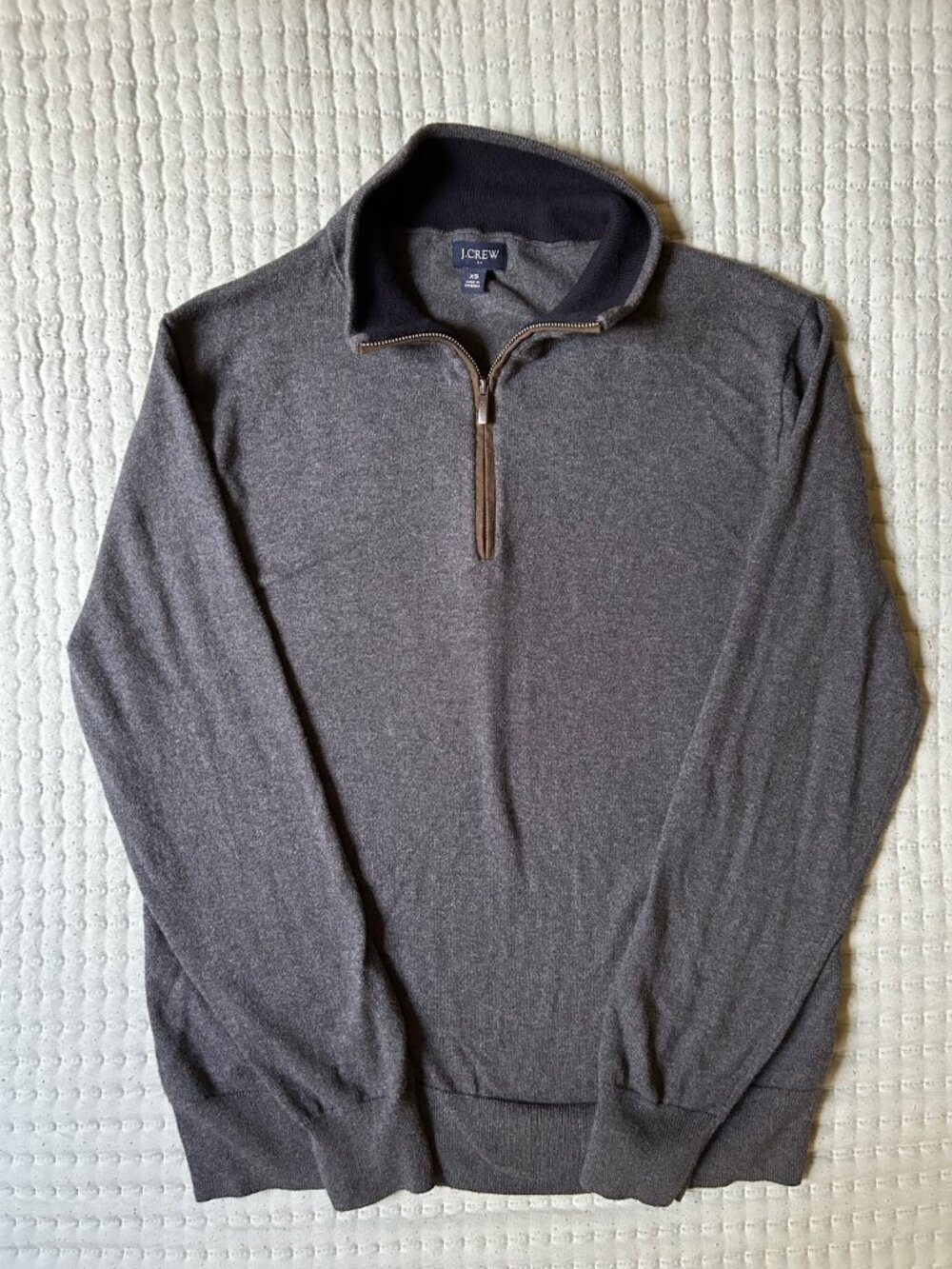 J Crew Grey Quarter Zip Sweater Suede Placket XS